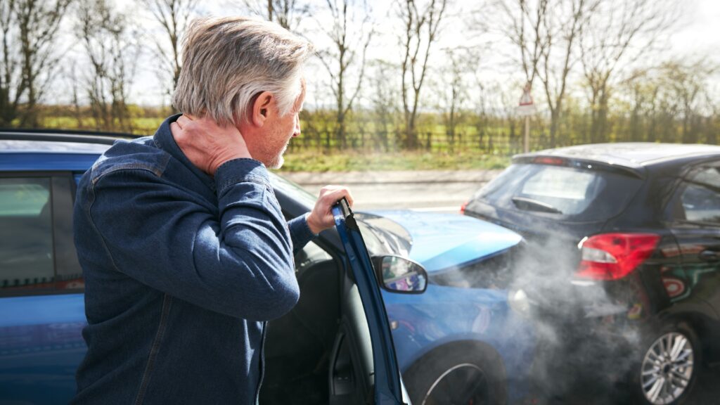 5 Important Reasons to See a Chiropractor After an Accident