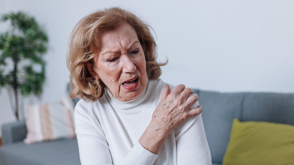 Managing Arthritis Naturally: What Chiropractic Care Can Do for You