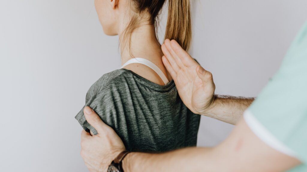 The Connection Between Spinal Health and Weight Management